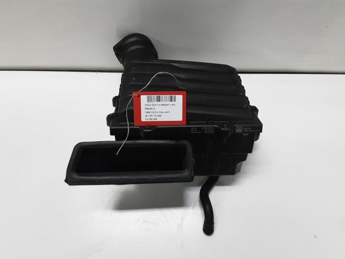 Begagnade Luftfilter Volkswagen Golf Pris € 99,99 Inklusive moms erbjuds av Collignon & Fils