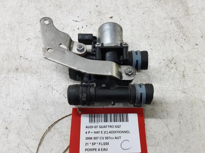 Begagnade Vattenpump Audi SQ7 Pris € 50,00 Inklusive moms erbjuds av Collignon & Fils