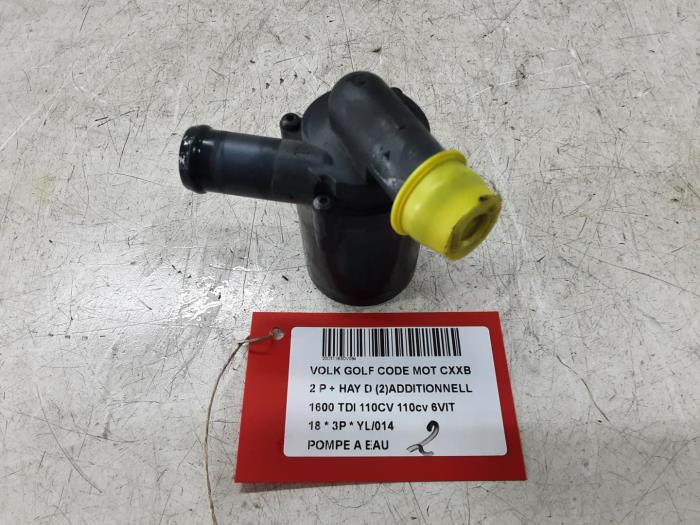 Begagnade Vattenpump Volkswagen E-Golf Pris € 50,00 Inklusive moms erbjuds av Collignon & Fils