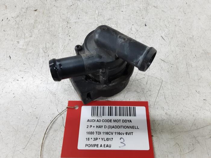 Begagnade Vattenpump Audi A3 Pris € 50,00 Inklusive moms erbjuds av Collignon & Fils