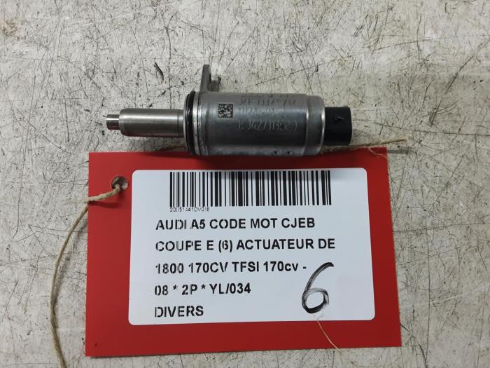 Begagnade Diverse Audi A5 Pris € 25,00 Inklusive moms erbjuds av Collignon & Fils