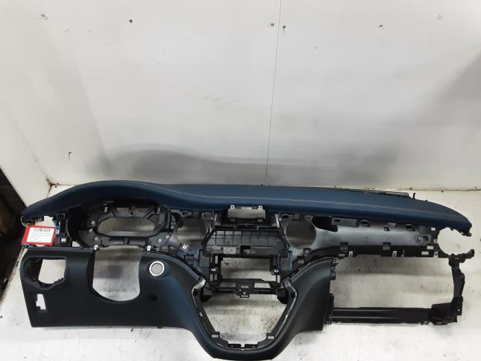 Używane Panel Mercedes V-Klasse Cena € 1.250,00 Z VAT oferowane przez Collignon & Fils