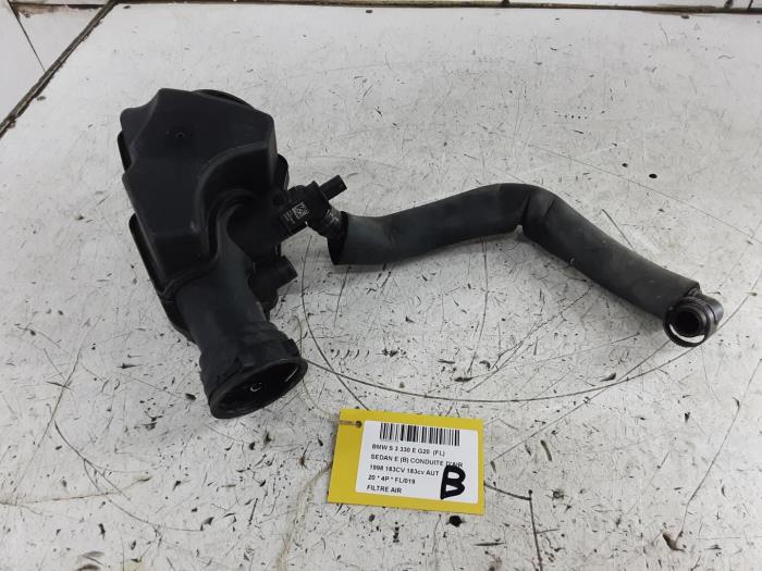 Begagnade Luftfilter BMW 3-Serie Pris € 75,00 Inklusive moms erbjuds av Collignon & Fils