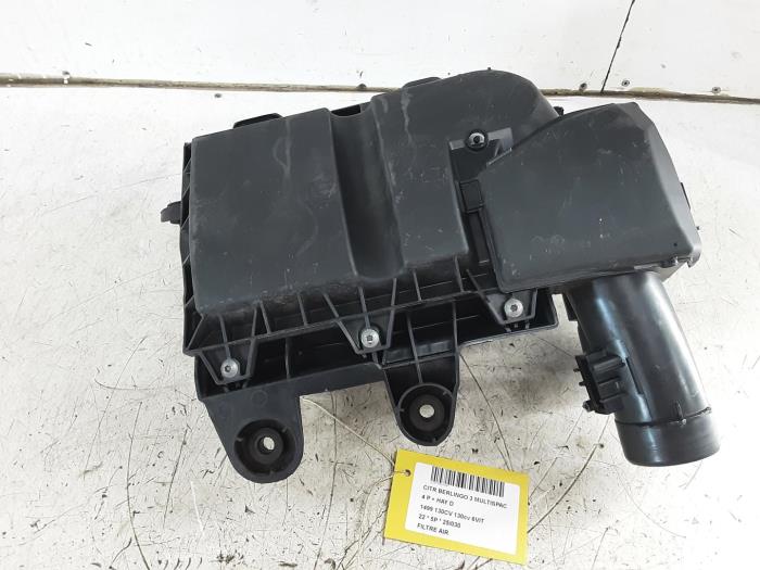 Begagnade Luftfilter Citroen Berlingo Pris € 75,00 Inklusive moms erbjuds av Collignon & Fils