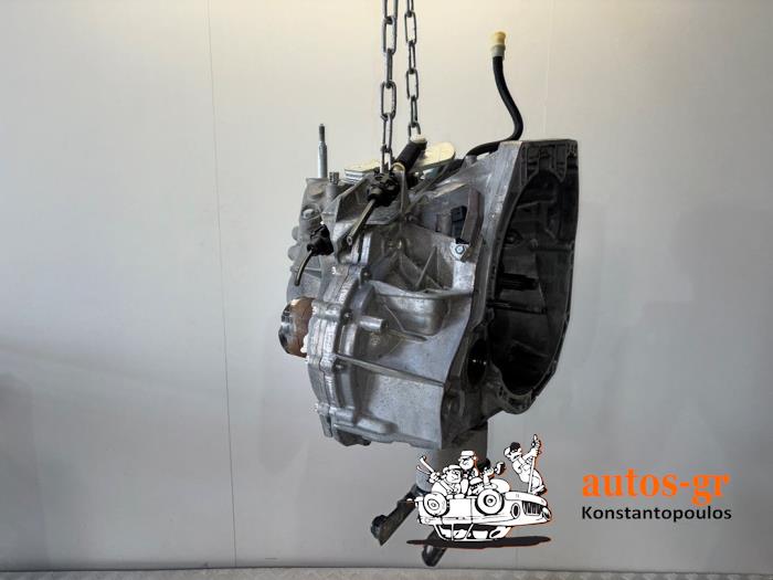 Gebrauchte Getriebe Dacia Duster (HS) 1.5 dCi Preis € 605,00 Mit Mehrwertsteuer angeboten von AUTOS-GR