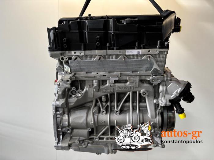 Engine from a BMW 1 serie (F20) 118d 2.0 16V 2017