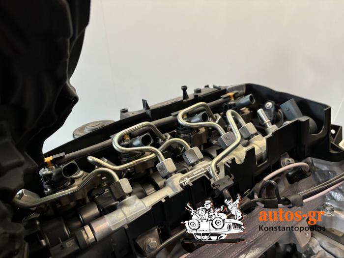 Engine from a BMW 1 serie (F20) 118d 2.0 16V 2017