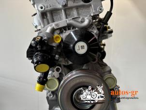 Engine from a BMW 1 serie (F20) 118d 2.0 16V 2017