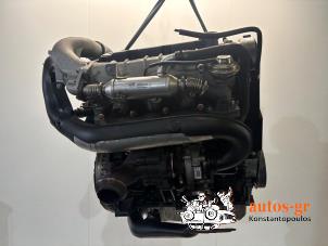 Engine from a Citroën C5 I Break (DE) 2.0 HDi 110 2002