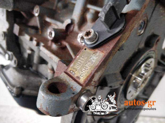 Engine from a Opel Corsa E 1.3 CDTi 16V ecoFLEX 2014