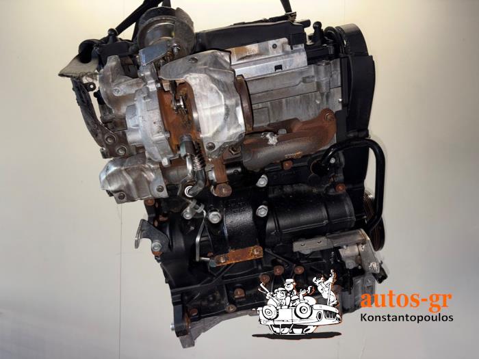 Engine from a Audi A6 Avant (C7) 2.0 TDI 16V 2017