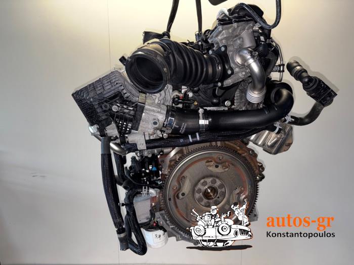 Motor van een Ford Transit 2.0 TDCi 16V Eco Blue 130 2020