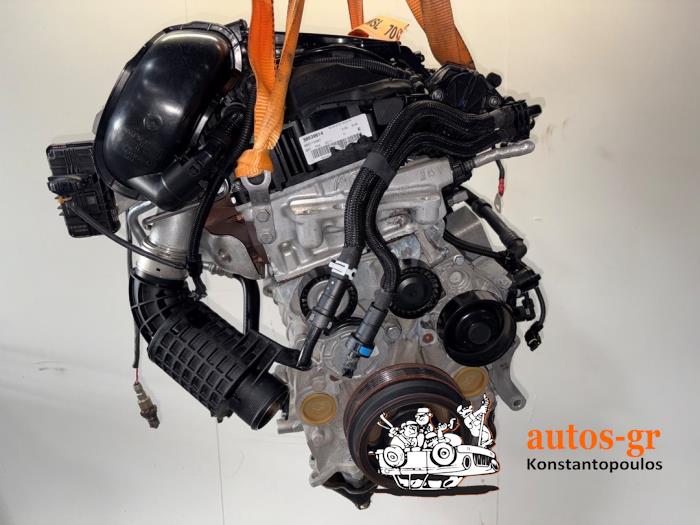 Engine from a BMW 2 serie Active Tourer (F45) 218d 2.0 TwinPower Turbo 16V 2016