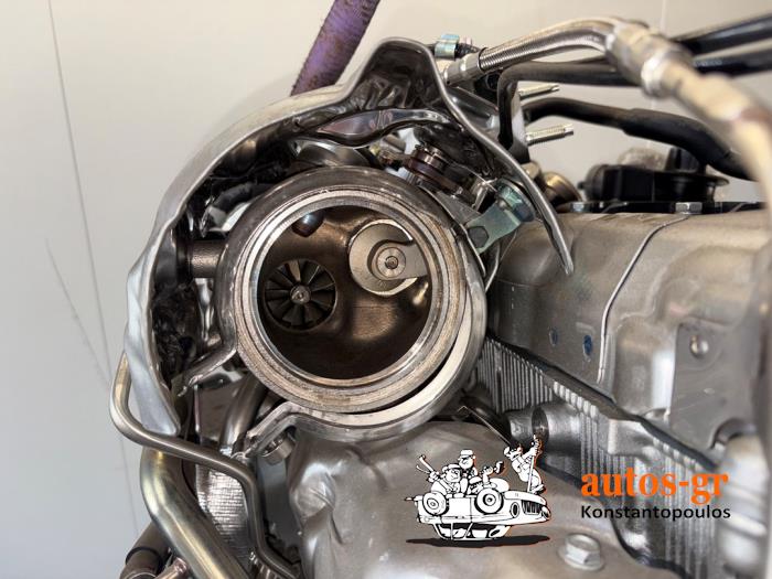 Engine from a Renault Megane IV (RFBB) 1.6 GT Energy TCe 205 EDC