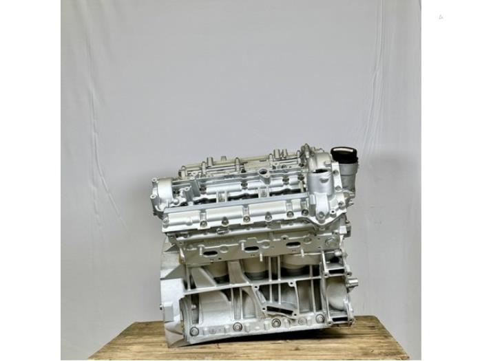 Engine from a Mercedes-Benz E (W213) E-350d 3.0 V6 24V 2018