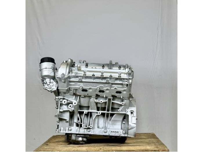 Engine from a Mercedes-Benz E (W213) E-350d 3.0 V6 24V 2018