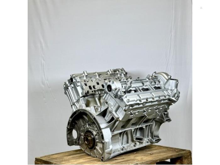 Engine from a Mercedes-Benz E (W213) E-350d 3.0 V6 24V 2018