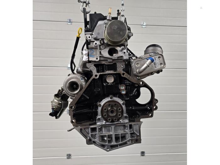 Motor van een Opel Astra J GTC (PD2/PF2) 1.7 CDTi 16V ecoFLEX 110 2013