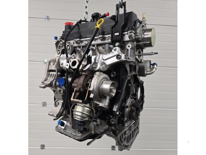 Motor van een Opel Astra J GTC (PD2/PF2) 1.7 CDTi 16V ecoFLEX 110 2013
