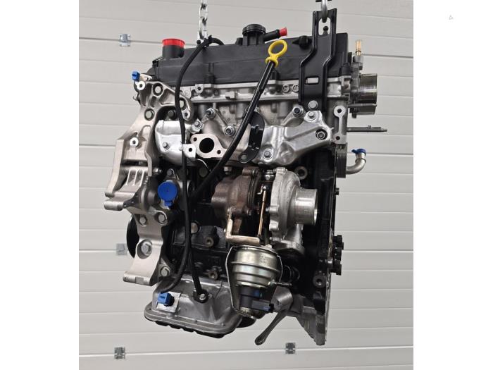 Motor van een Opel Astra J GTC (PD2/PF2) 1.7 CDTi 16V ecoFLEX 110 2013