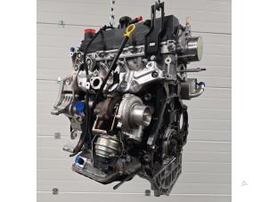 Motor van een Opel Astra J GTC (PD2/PF2) 1.7 CDTi 16V ecoFLEX 110 2013