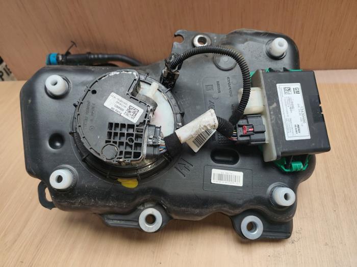 Używane Pompa AdBlue Opel Zafira Tourer (P12) 1.6 CDTI 16V ecoFLEX 134 Cena na żądanie oferowane przez SP Parts