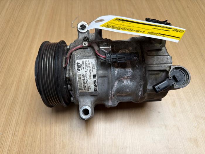 Gebrauchte Klimapumpe Opel Astra K 1.6 CDTI 110 16V Preis € 181,50 Mit Mehrwertsteuer angeboten von SP Parts