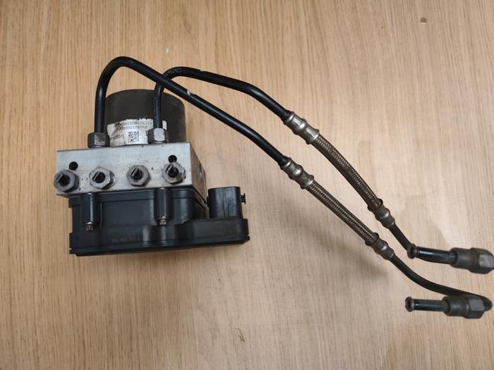 Gebrauchte ABS Pumpe Opel Astra K 1.6 CDTI 110 16V Preis € 150,00 Margenregelung angeboten von SP Parts