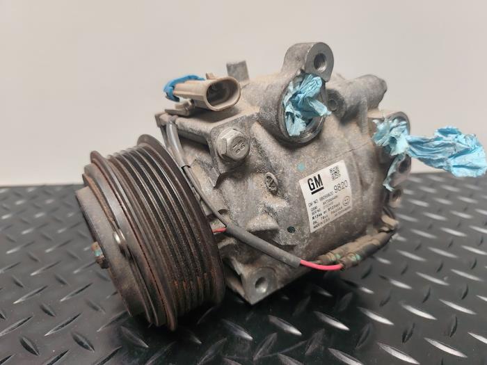 Usagé Compresseur de clim Opel Mokka/Mokka X 1.7 CDTI 16V 4x2 Prix € 181,50 Prix TTC proposé par SP Parts