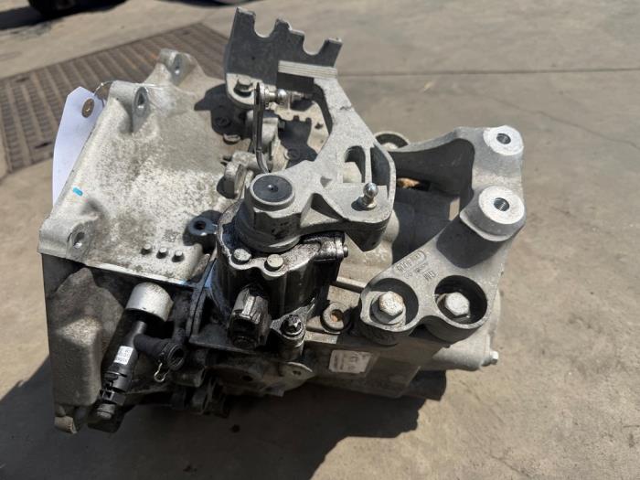 Gebrauchte Getriebe Opel Astra K 1.4 Turbo 16V Preis € 2.117,50 Mit Mehrwertsteuer angeboten von SP Parts