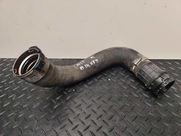 Gebrauchte Intercooler Rohr Opel Astra K 1.4 Turbo 16V Preis € 121,00 Mit Mehrwertsteuer angeboten von SP Parts
