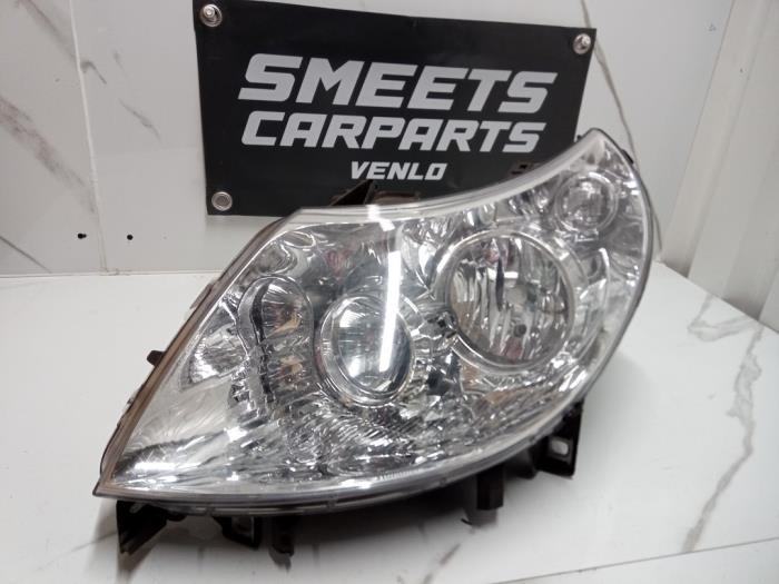 Gebrauchte Scheinwerfer links Peugeot Boxer (U9) 2.2 HDi 100 Euro 4 Preis € 68,94 Margenregelung angeboten von Smeets Autos Venlo