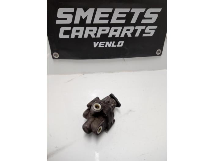 Usagé Pompe de direction Audi 100 (C4) 2.0 E 16V Prix € 34,99 Règlement à la marge proposé par Smeets Autos Venlo