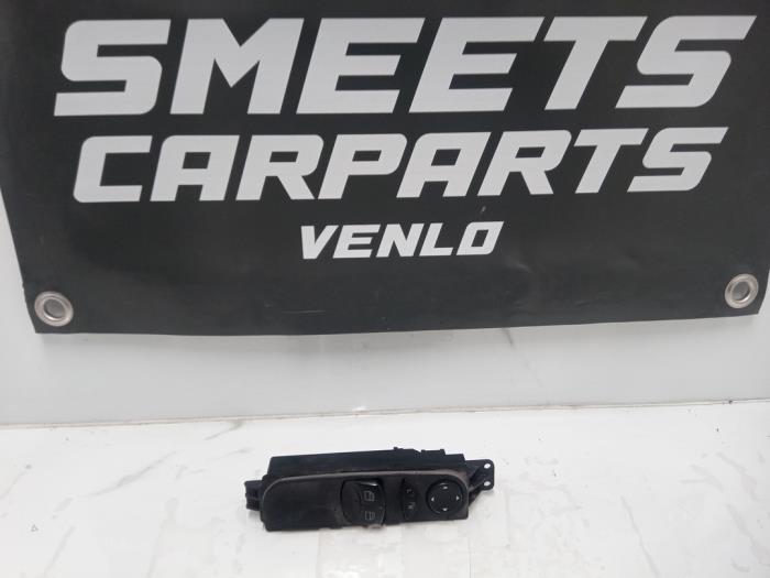 Usados Interruptor combinado de ventanillas Mercedes Sprinter 3,5t (906.73) 313 CDI 16V 4x4 Precio € 30,00 Norma de margen ofrecido por Smeets Autos Venlo