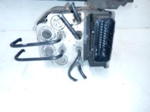 Bloc ABS d'un Saab 9-3 II Sport Sedan (YS3F) 1.8t 16V 2005