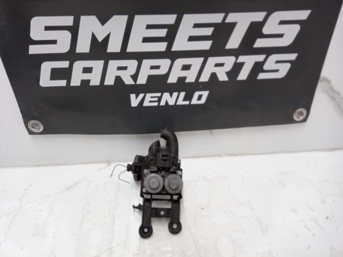 Używane Element grzewczy Audi A6 Avant (C6) 2.4 V6 24V Cena € 89,99 Procedura marży oferowane przez Smeets Autos Venlo