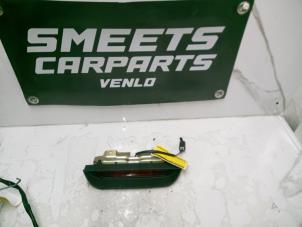 Begagnade Tredje bromsljus Mitsubishi Space Star (DG) 1.3 16V Pris € 14,94 Marginaltabell erbjuds av Smeets Autos Venlo