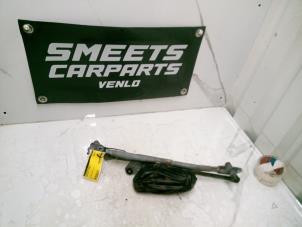 Używane Silnik i mechanizm wycieraczki Peugeot 106 II 1.1 XN,XR,XT,Accent Cena € 19,98 Procedura marży oferowane przez Smeets Autos Venlo