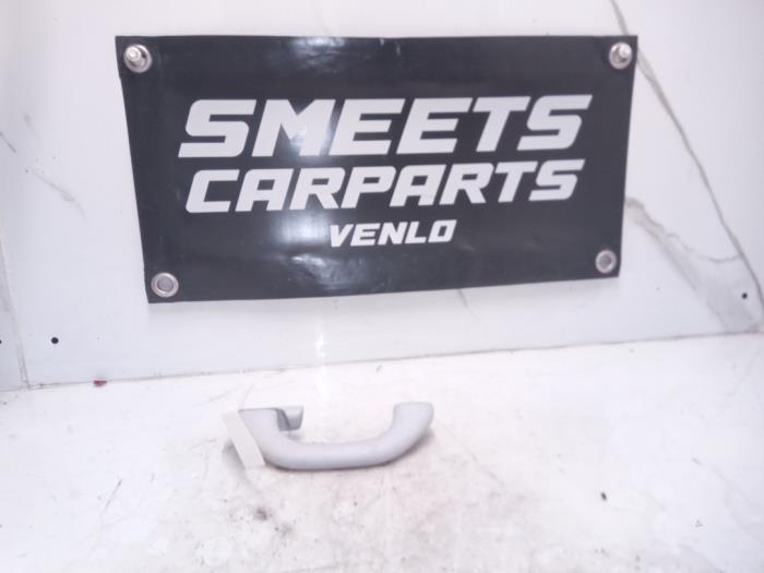 Begagnade Handtag Skoda Octavia Combi (1Z5) 1.2 TSI Pris € 7,94 Marginaltabell erbjuds av Smeets Autos Venlo