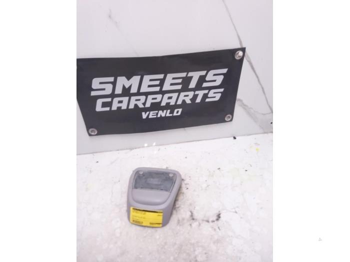 Begagnade Innerbelysning, fram Opel Meriva (A) 1.6 16V Pris € 6,94 Marginaltabell erbjuds av Smeets Autos Venlo