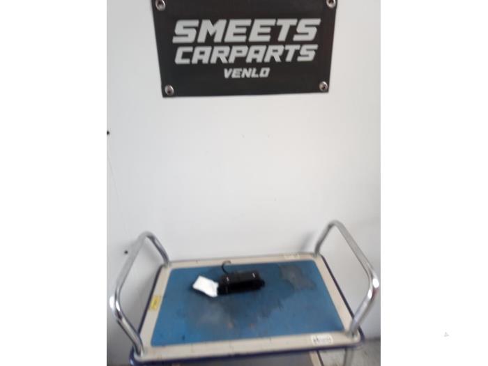 Begagnade Innerdisplay Opel Corsa D 1.2 16V Pris € 9,94 Marginaltabell erbjuds av Smeets Autos Venlo