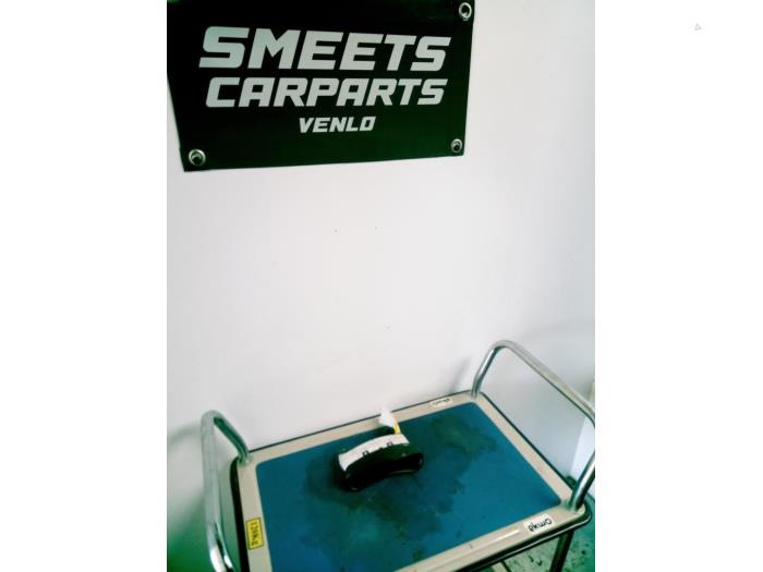Usados Pantalla interior Chevrolet Matiz (M200) 0.8 S,SE Precio € 9,94 Norma de margen ofrecido por Smeets Autos Venlo