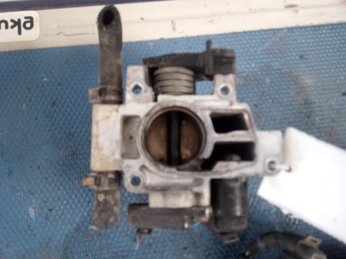 Begagnade Spjällhus Chevrolet Matiz (M200) 0.8 S,SE Pris € 12,94 Marginaltabell erbjuds av Smeets Autos Venlo