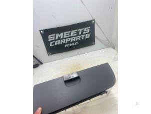 Usagé Couvercle du tableau de bord Toyota Aygo (B10) 1.0 12V VVT-i Prix € 29,98 Règlement à la marge proposé par Smeets Autos Venlo
