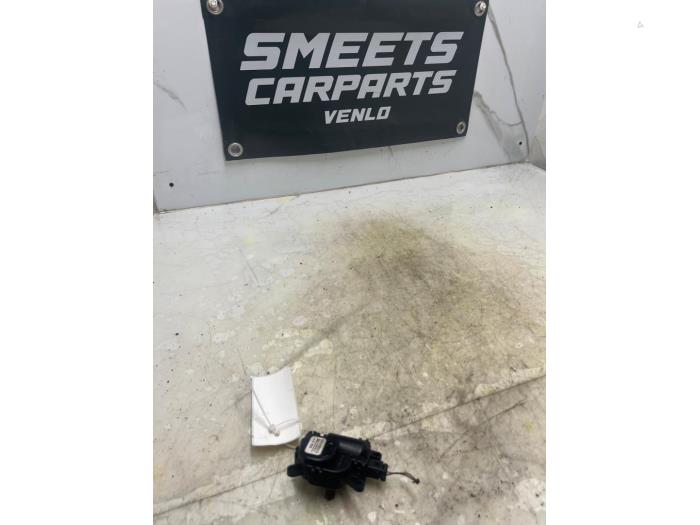 Gebrauchte Klima Teil (sonst.) Ford Fiesta 5 (JD/JH) 1.3 Preis € 24,99 Margenregelung angeboten von Smeets Autos Venlo