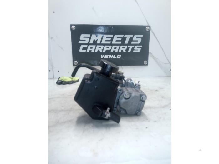 Begagnade Styrservotank Saab 9-3 II Sport Sedan (YS3F) 1.8t 16V Pris € 19,94 Marginaltabell erbjuds av Smeets Autos Venlo