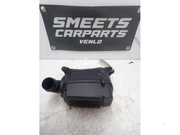 Begagnade Luftfilterhus Audi A3 (8P1) 1.6 Pris € 19,94 Marginaltabell erbjuds av Smeets Autos Venlo