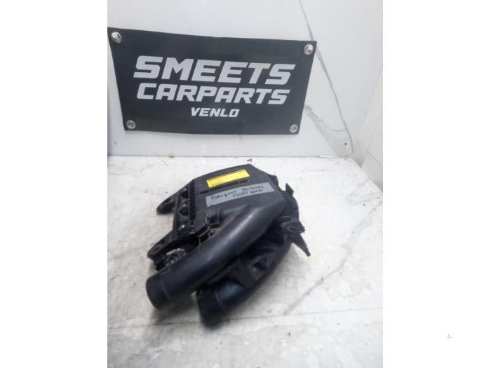 Gebrauchte Luftfiltergehäuse Peugeot Partner (GC/GF/GG/GJ/GK) 1.6 BlueHDi 100 Preis € 39,94 Margenregelung angeboten von Smeets Autos Venlo