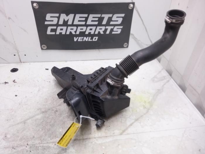 Gebrauchte Luftfiltergehäuse Ford B-Max (JK8) 1.0 EcoBoost 12V 100 Preis € 44,99 Margenregelung angeboten von Smeets Autos Venlo