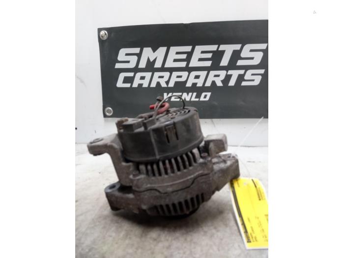 Begagnade Dynamo Opel Corsa B (73/78/79) 1.4i Pris € 34,99 Marginaltabell erbjuds av Smeets Autos Venlo